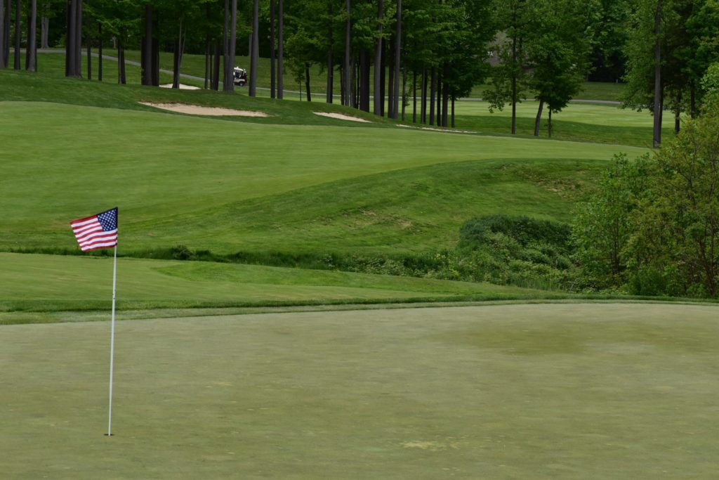 Golf Whispering Woods Golf Club